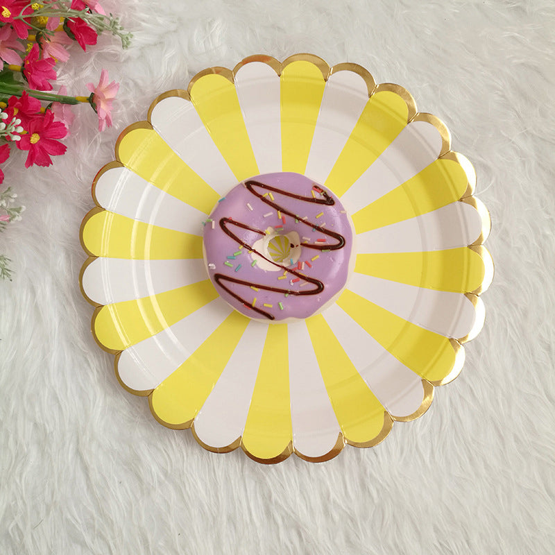 Party Paper Plates, 2pack-16pcs, Disposable Paper Plates, Gold Foil Scalloped Edge, Striped Pastel, 8 Colors, 9-Inch