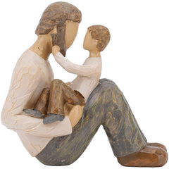 Father and Son Statue, Lifelike Appearance Family Figurine Exquisite Craftsmanship Father and Child Figurine Sturdy Resin Material Hand Painted and Sculpted Figurine