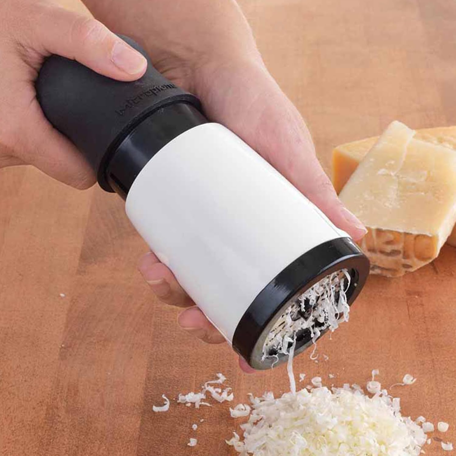 1 PCS Creative Baking Tools Stainless Steel Cheese Grater Hand Held Cheese Grater Cheese Planer