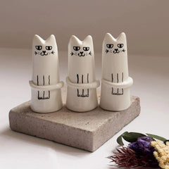 Cat Tiny Vase, Mini Handmade Whiskers Vase, Unique Handpainted Vase Decor, Cat Tiny Modern Vase for Modern Home Decor, Cute Cat Vase Home Decoration, Cat Lover Gift (White,1pc)