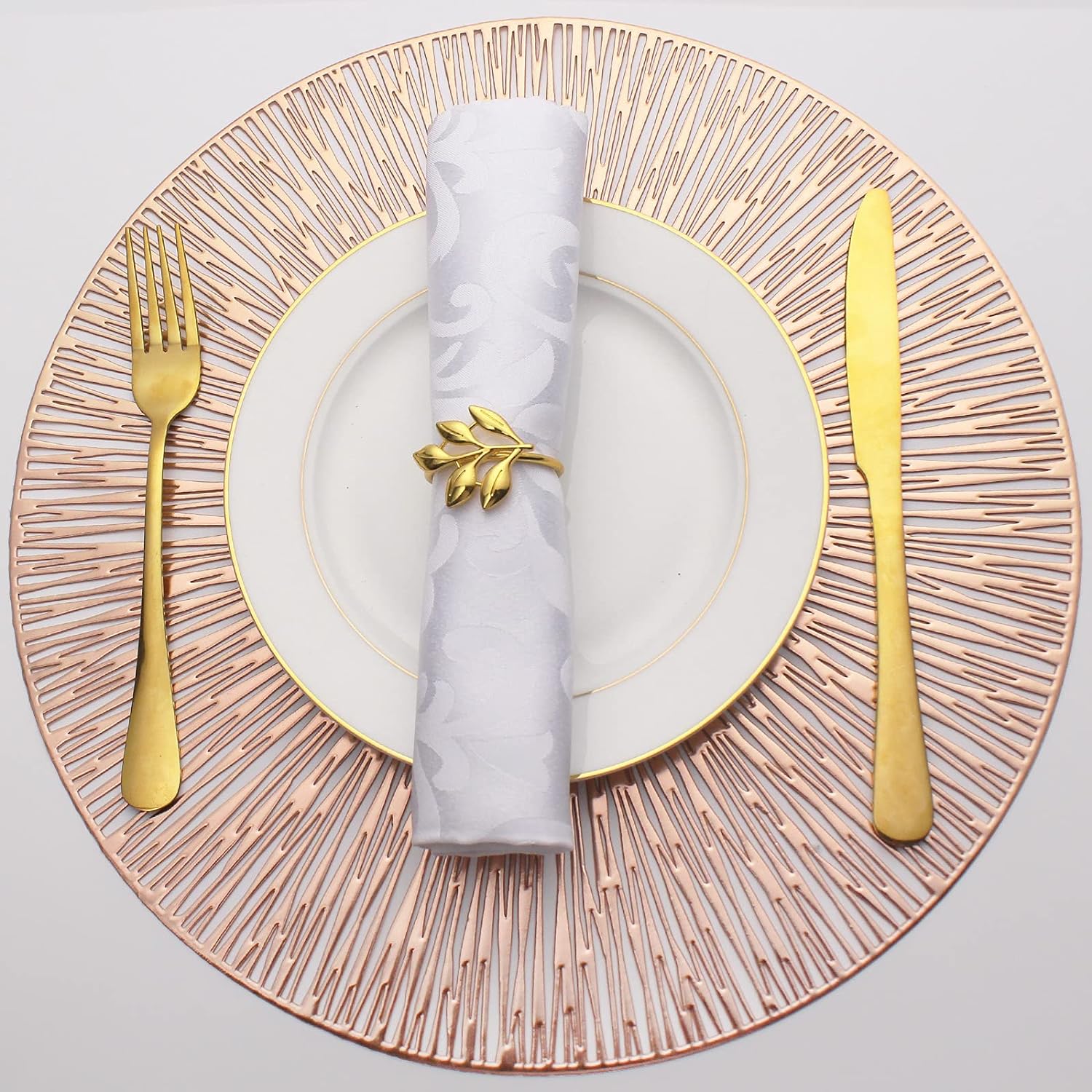 Placemats for Dining Table Set of 6 Round Hollow Out Table Mats Pressed Metallic Vinyl Plastic Place Mats Table Decoration for Holiday Wedding Accent Centerpiece(Gold Radial Circle)