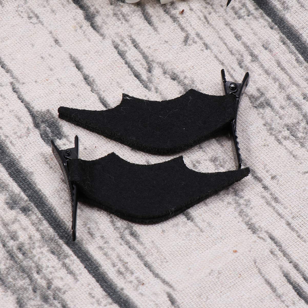 6 Pieces Bat Hair Clips Halloween Bat Wings Hair Clips Devil Wing Hair Barrettes Black Horror Hairpins Goth Accessories for Party Cosplay Props